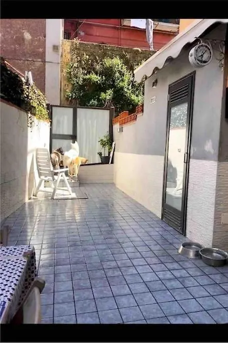 Casa de Férias Napoli Centro Casa Con Due Camere E Cucina