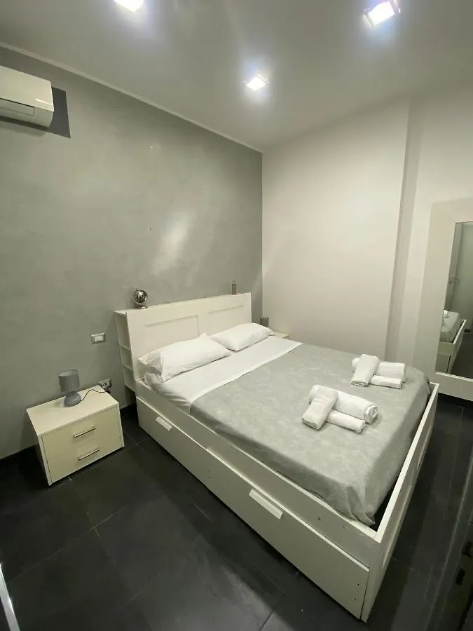 Napoli Centro Casa Con Due Camere E Cucina 度假居 那不勒斯